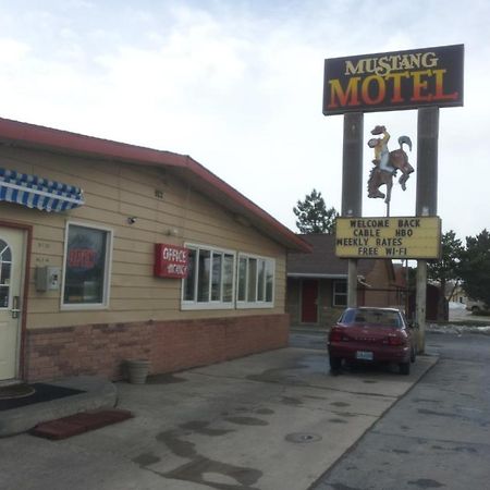 Mustang Motel Gillette Bagian luar foto