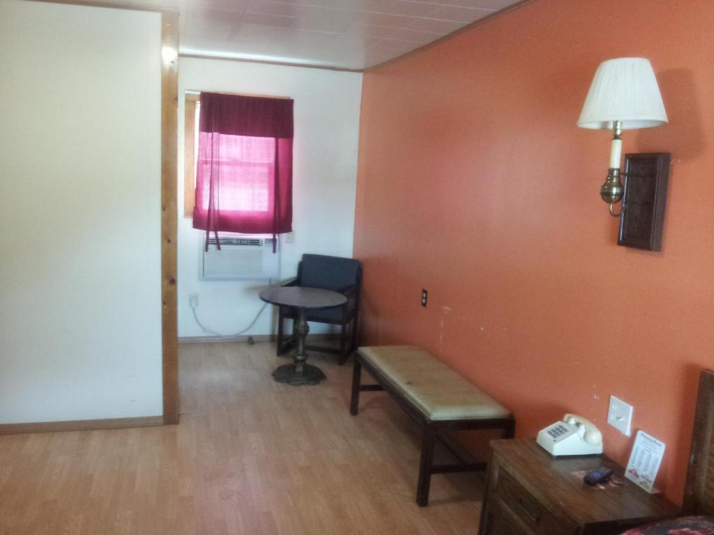 Mustang Motel Gillette Bagian luar foto
